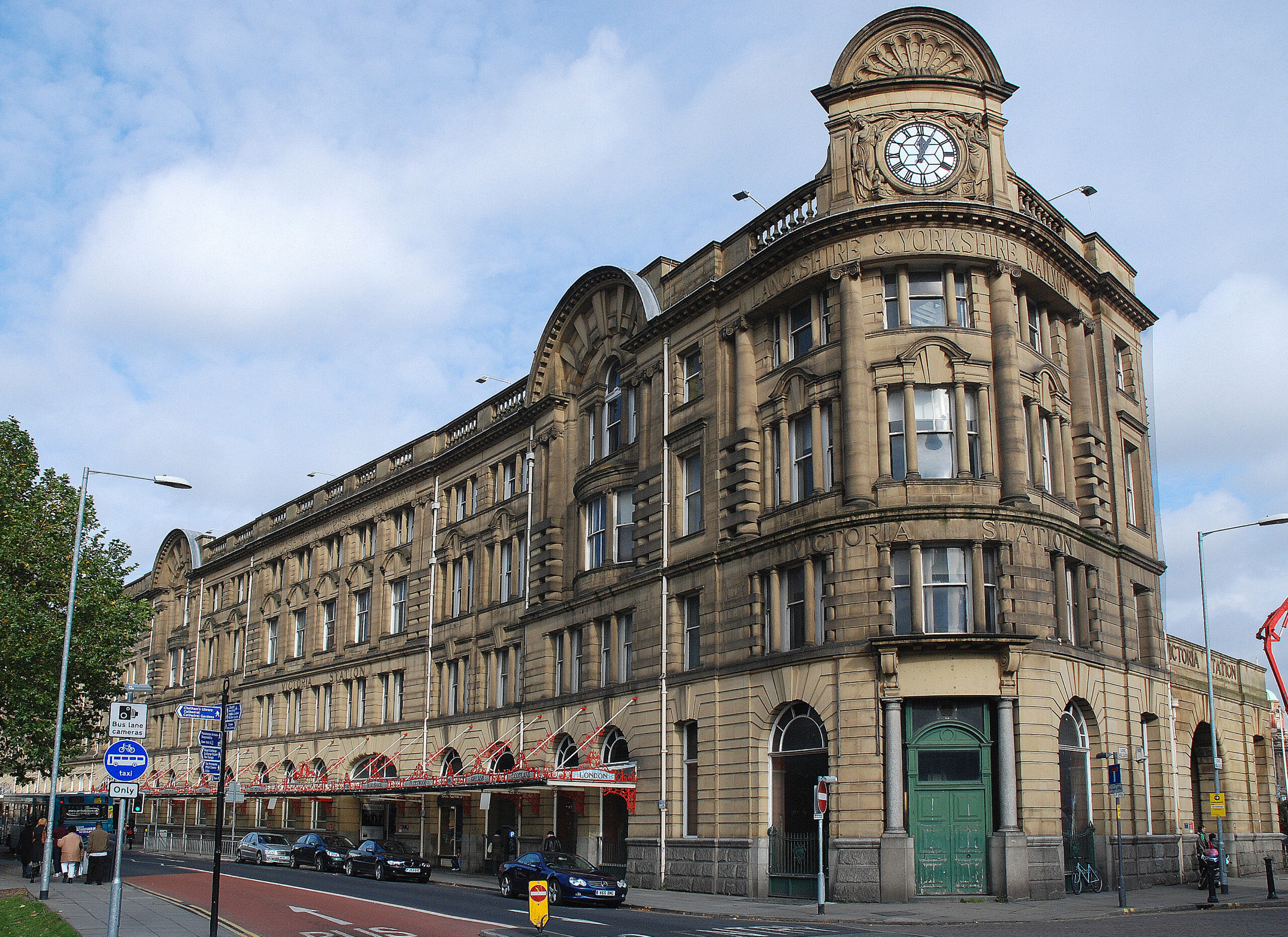 Victoria Station