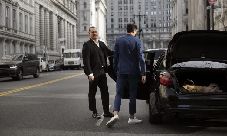 Choosing the Right Airport Taxi Service Near Me: A Traveler's Guide
