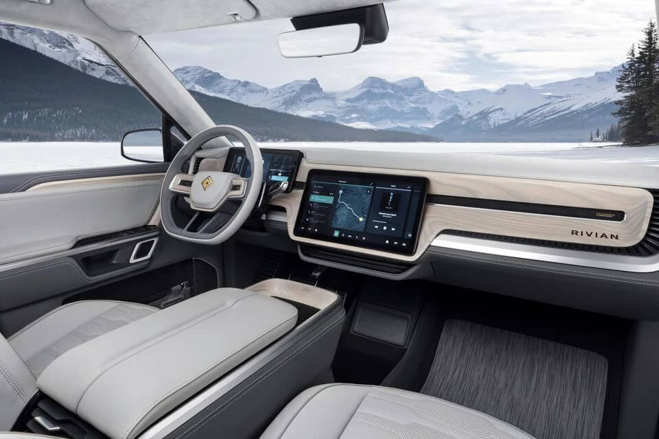 Calm and safe SEN vehicle interior